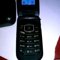 Samsung Handy Model GT-E1150 mit Netzteil