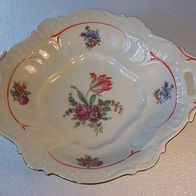 Porzellan Henkelschale mit Relief -und Blumendekor, Bavaria-Elfenbein-Porzellan