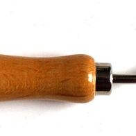 Knüpfhaken mit Holzgriff ca. 16 cm lang Werkzeug für Handarbeit a.d.1990er Jahren