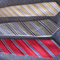 2 Stück NEUE + 1 gebr. Krawatten aus reiner Seide 6 + 8 cm Bogie + A.W. Dunmore