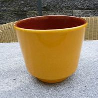 Gelber Keramik Übertopf