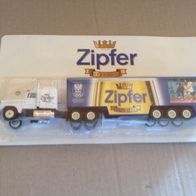 Zipfer Minitruck- Jahrgang 2001- Ford 9000 SZ- M3934