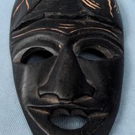 kleine flache Holz-Maske aus Afrika - ca. 22 cm Länge