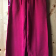 rote Sporthose Gr. 152 (2636)