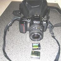 Spiegelreflex Kamera " Nikon F601 " + neuwertige Leder Tasche
