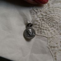 Anhänger/ Plakette/ Medaille "BRUDER JORDAN", silberfarben, mit Taschentuch