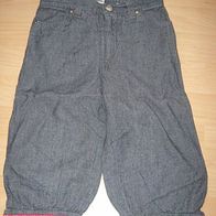 niedliche leichte 7/8 Jeans / Bermuda H&M Gr. 122 Knickerbockerstyle? (0414)