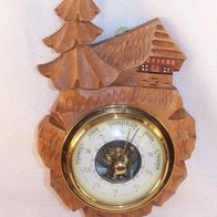 Altes Barometer mit handgeschnitztem Holzgehäuse