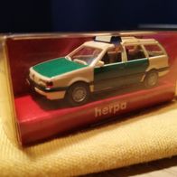 Herpa 041362 VW Passat B3 Variant mit Dachreling Polizei