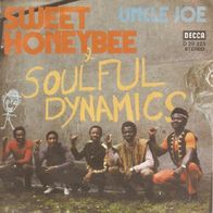 Soulful Dynamics - Sweet Honeybee - 7" - Decca D 29 223 (D) 1974 ONLY COVER