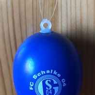 10 blaue Plastikeier mit Aufdruck "FC Schalke 04"