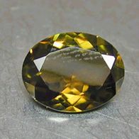 Klasse Natürlicher Turmaline Olivegrün mit 2,79 Karat K12 Diamant auf Anfrage