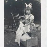 antiquarische Fotopostkarte von 1920 ? Motiv: Mädchen ! Deutsches Reich !
