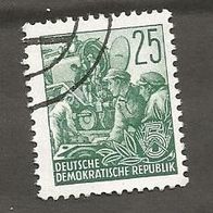 Briefmarke DDR: 1953 - 25 Pfennig - Michel Nr. 372