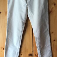 weiße Feincordhose Gr. 40 (5191)