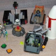 Playmobil Space Raumfahrt Raumfahrzeug Mondfahrzeug Figuren Waffen - Paket