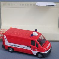 Busch 47310 Fiat Ducato Feuerwehr Ulm KLAF Klein-Alarm-Fahrzeug, dünner Druck Heck