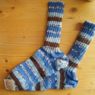 Handarbeit * Kuschelige Wollsocken aus Regia-Sockenwolle, Gr. 40/41 mehrfarbig