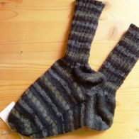 Handarbeit * Kuschelige Wollsocken aus Regia-Sockenwolle, Gr. 36/37 (2)