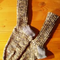 Handarbeit * Kuschelige Kindersocken aus Regia-Sockenwolle, Gr. 34/35 mehrfarbig (2)