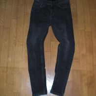 Reserved Jeans Gr 28