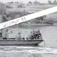 NVA-Foto DDR Oldtimer Landstreitkräfte Panzertruppen UF-Fahrt Rettungs-Sicherungsboot
