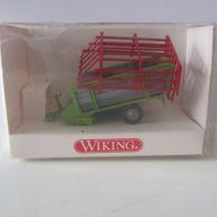 Wiking 381 00 13 Heuladewagen Anhänger grün-rot in OVP H0 1:87 NEU