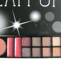 Boulevard de Beaute Liedschatten / Lipglos/ Rouge Set Palette versiegel mit Folie