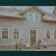 Erxleben (Lk Börde), Haus mit Laden Simon Denecke, Foto-Ak 1913
