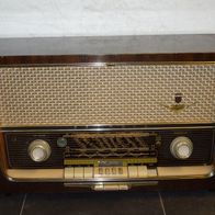 Grundig - Modell - Konzertgerät 3088 - altes Röhrenradio aus 1957