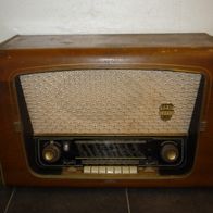 AEG - Modell - 3074 WD - Röhrenradio aus 1954