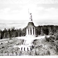 Hermannsdenkmal Frotalansicht , schwarz-weiss- Karte