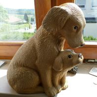 Deko Hundefigur goldige Golden Retriver Mama mit Welpe aus Ton 27x 24x15 HxLxB