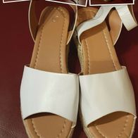 Weiße Sandalen Größe 40 Neu ohne Etikett