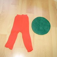 Puppenkleidung Strumpfhose rot + Käppi grün 60- er Jahre für 60 cm Puppen