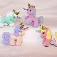4 kleine Einhorn Kunststofffiguren