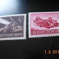 2 Marken Grossdeutsches Reich, -Scheinwerferbatterie und MG-Schützen-postfrisch