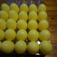 25 Stk leere Plastik Eier zum Spielen, Basteln, f. Feiern ca. 8x6 cm gelb Ostern