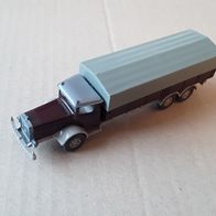 Wiking - Mercedes L10000 Pritschenlastwagen in 1:87 !!(NBW25)