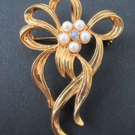 NEU: Brosche goldfarben mit Perlen Modeschmuck 3,8x5,5cm Schleife Blume Retro