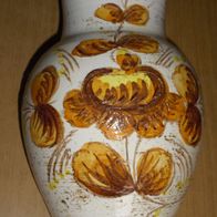 Vase, Blumenvase, weiß-meliert mit Blumen, Ton (?), ca. 36 cm hoch, mit "Wassertank"