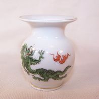 Kleine Meissen Porzellan Vase mit Drachendekor