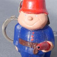Feuerwehrmann Schlüsselanhänger mit Schlauch, altmodisch