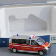 Rietze 51838 Volkswagen T5 Transporter Bus "Feuerwehr Peine"