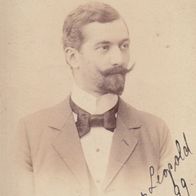 Heimatbeleg (298) CDV Kabinettfoto 6,5cm x 10,5cm Wilhelm Geier Breslau 1899