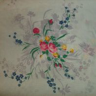 Damentuch blassblau, wunderschön mit Blütenbouquett bedruckt ca. 72x76 cm