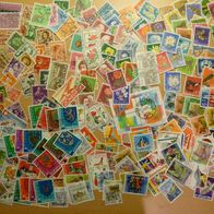 Über 200 Briefmarken Schweiz / Österreich gestempelt / postfrisch (51, 53)