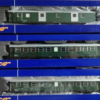 Roco 64260 64261 64262 Reisezugwagen ÖBB grün , 3 Waggons