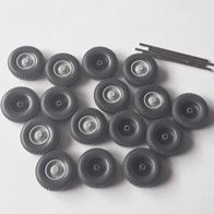 Wiking - 16 Räder für LKW 12mm z.T. mit 8-Loch Felgen in 1:87 !!(HH555)