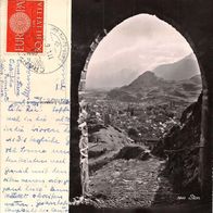 AK Blick durch ein Tor 60er Jahre gestempelt in Crans Schweiz s/ w